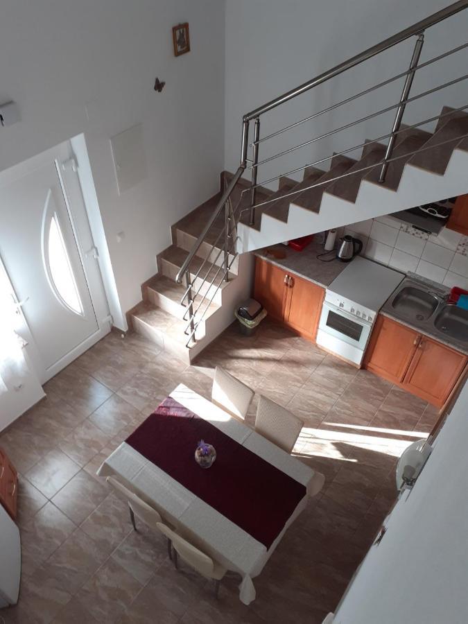 Iva Apartments Šilo Exteriör bild