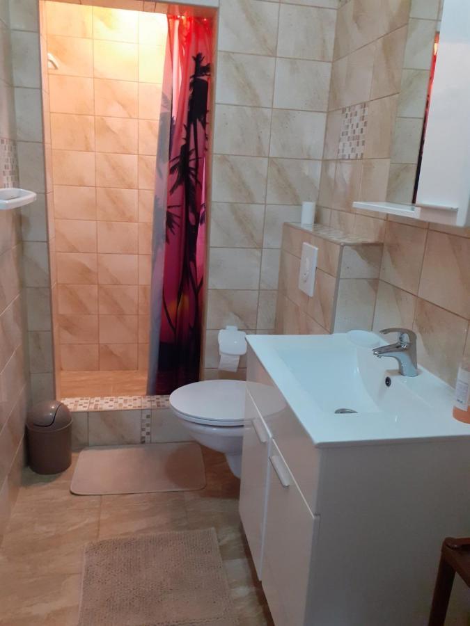 Iva Apartments Šilo Exteriör bild