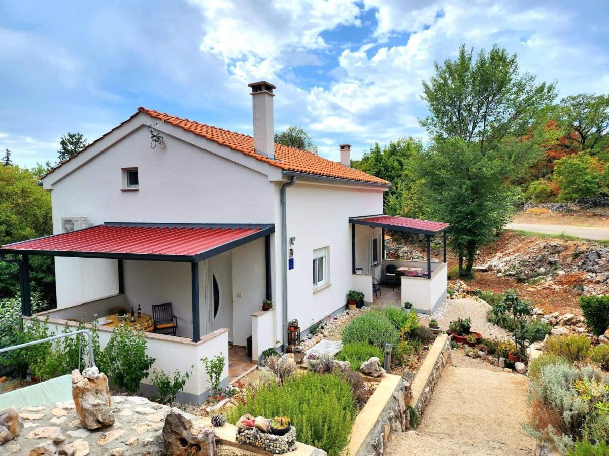 Iva Apartments Šilo Exteriör bild