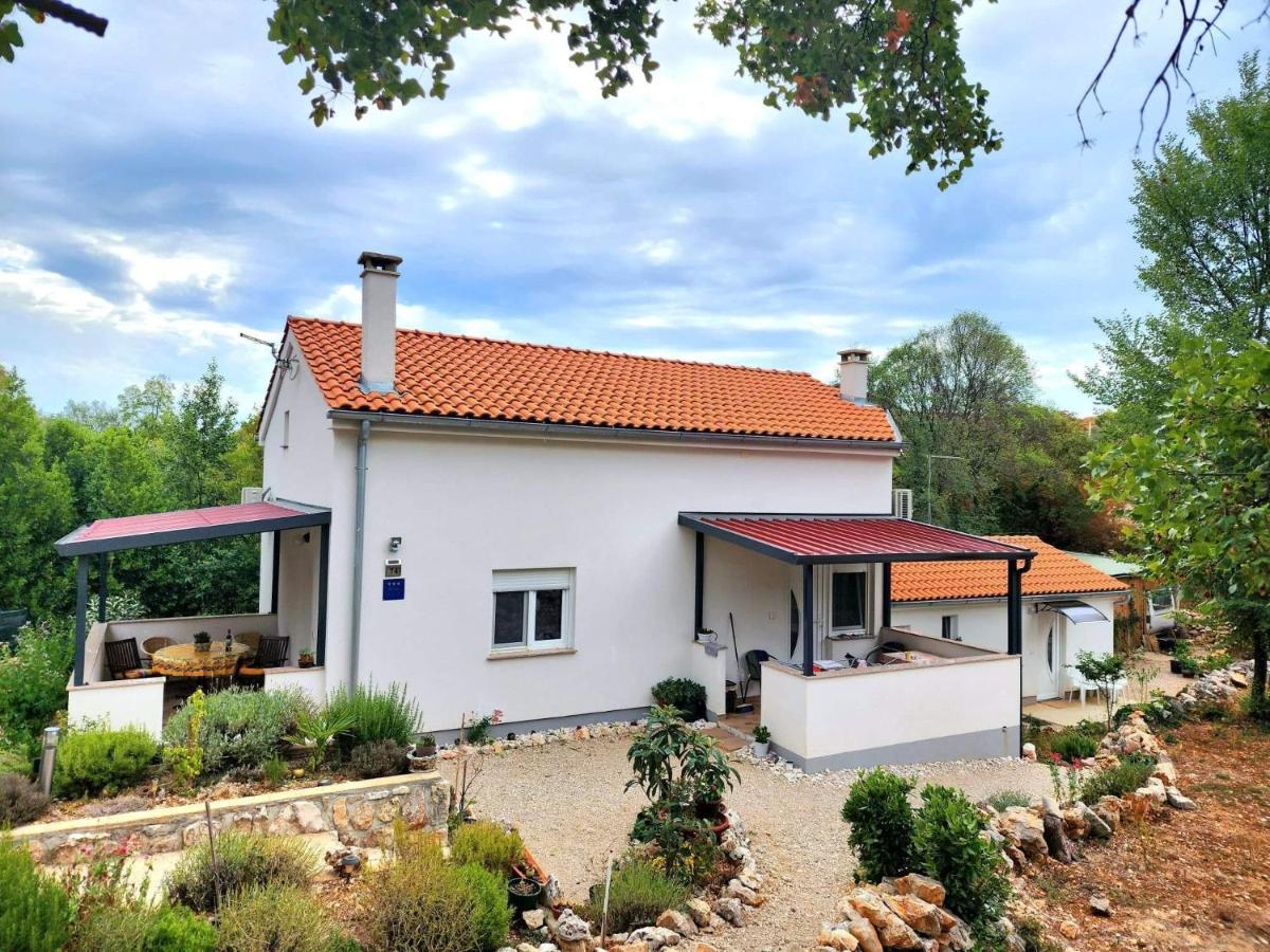 Iva Apartments Šilo Exteriör bild